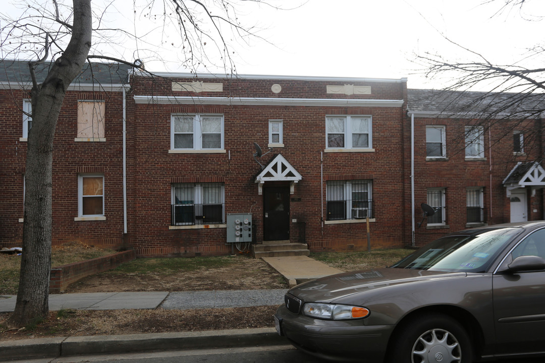 1413 Staples St NE in Washington, DC - Building Photo