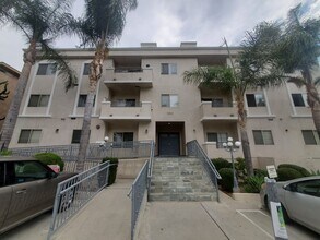 10849 Fruitland Dr in Los Angeles, CA - Building Photo - Building Photo