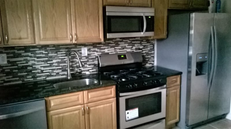 1000 Hartman St in McKeesport, PA - Building Photo