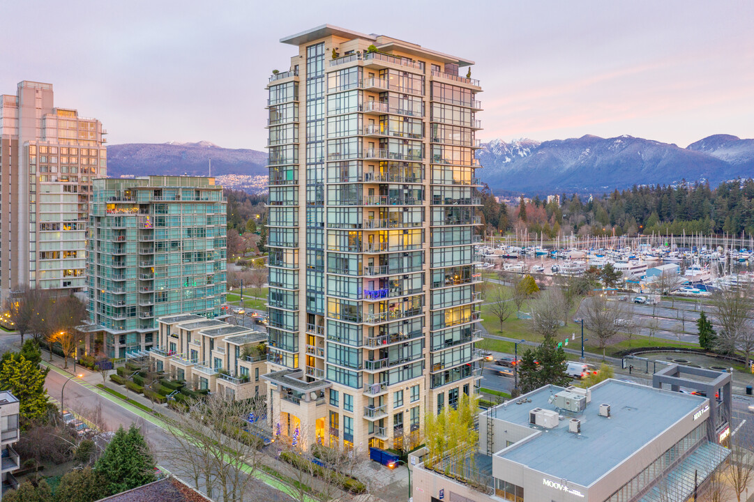 Lumiere in Vancouver, BC - Building Photo