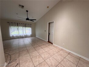 19233 Pine Run Ln in Ft. Myers, FL - Building Photo - Building Photo