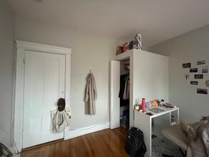 1128 Commonwealth Ave, Unit S2 in Boston, MA - Foto de edificio - Building Photo
