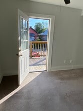 53 Elmwood Ave, Unit 5 in Buffalo, NY - Building Photo - Building Photo