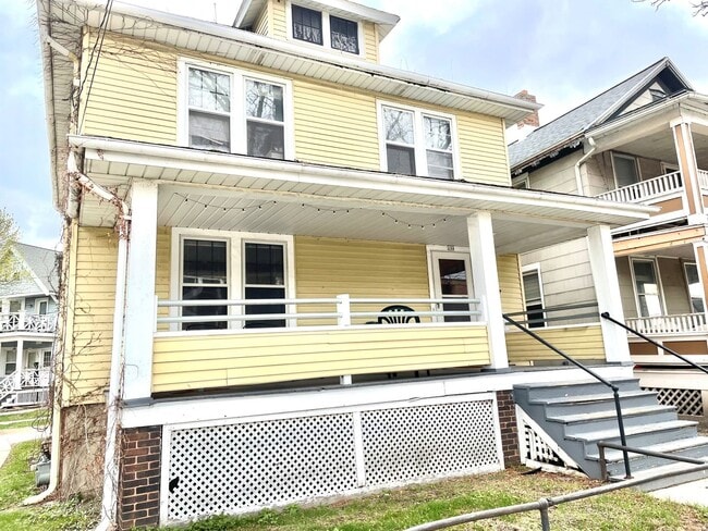 property at 127-133 N Bedford St