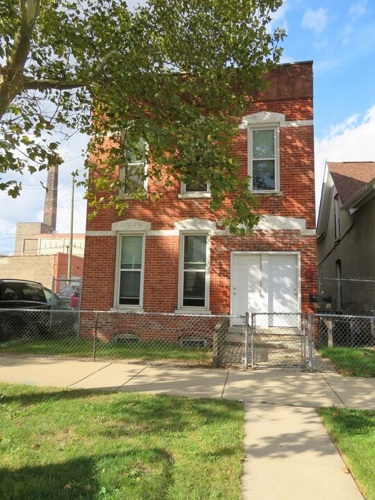 2624 W 15th St in Chicago, IL - Foto de edificio