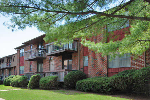 Easton North Apartments