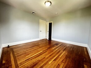 82 Roanoke St, Unit 3 in Providence, RI - Foto de edificio - Building Photo
