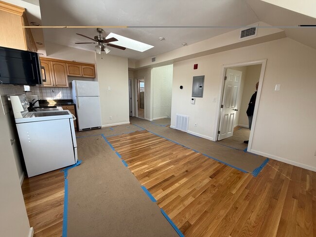 683 Tremont St, Unit 3, Unit 3