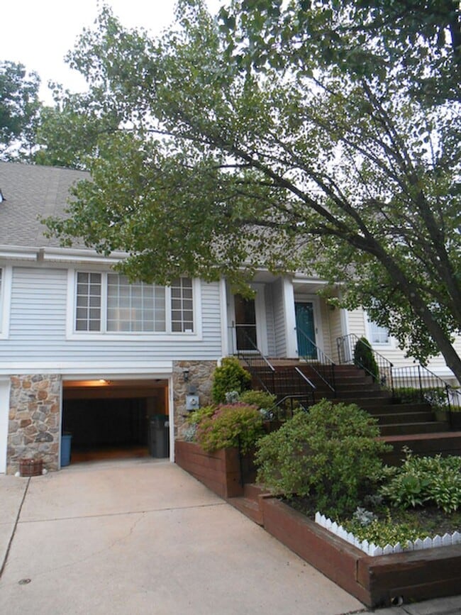 property at 47 Marsh Woods Ln