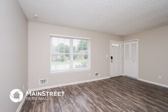 8204 Rochelle Rd in Louisville, KY - Building Photo - Building Photo