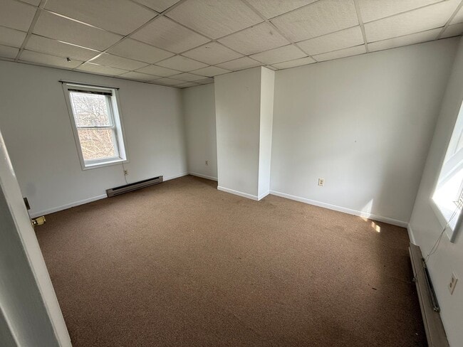 429-431 E King St in Chambersburg, PA - Foto de edificio - Building Photo