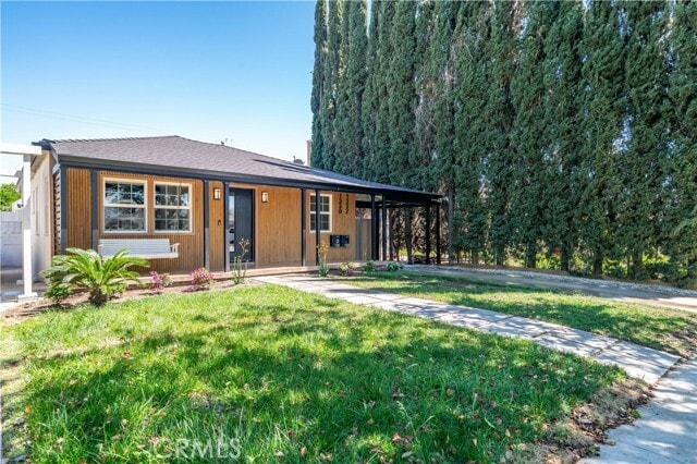 property at 1330 N Lincoln St