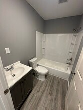 504 W Hackberry St in Fayette, MO - Building Photo - Building Photo