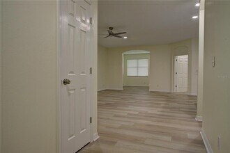 8530 Alexandra Arbor Ln in Temple Terrace, FL - Building Photo - Building Photo