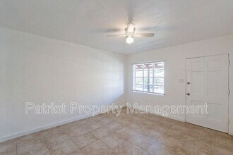 928 W McDowell Rd in Phoenix, AZ - Building Photo - Building Photo