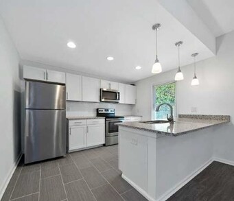 1135 Regis Rd SE in Atlanta, GA - Building Photo - Interior Photo