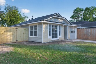 11046 Rainbow Glen Dr in Houston, TX - Building Photo - Building Photo