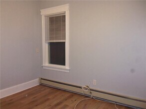 1 Lamoureux Blvd in North Smithfield, RI - Foto de edificio - Building Photo