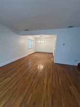 161 Copiague Pl in Copiague, NY - Building Photo - Building Photo