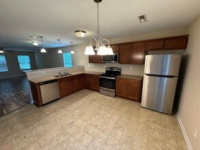 4183 Broadstairs Dr SW in Concord, NC - Building Photo - Building Photo