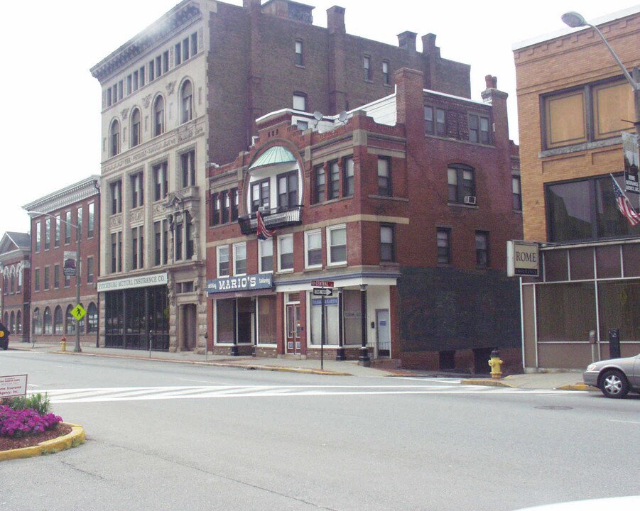 The Proctor Building in Fitchburg, MA - Building Photo