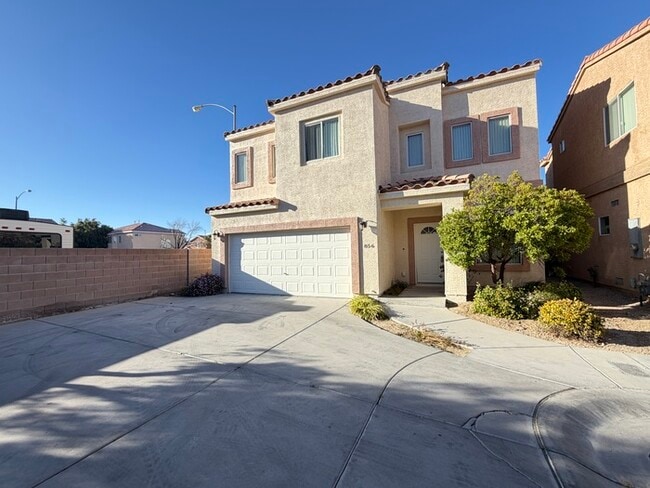 property at 856 Park Walk Ave