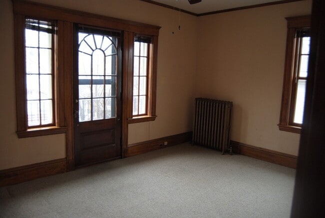 141 Winsor Ave in Watertown, MA - Building Photo - Building Photo