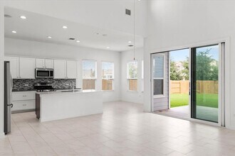 7201 Garnet Mill Ln in Austin, TX - Building Photo - Building Photo