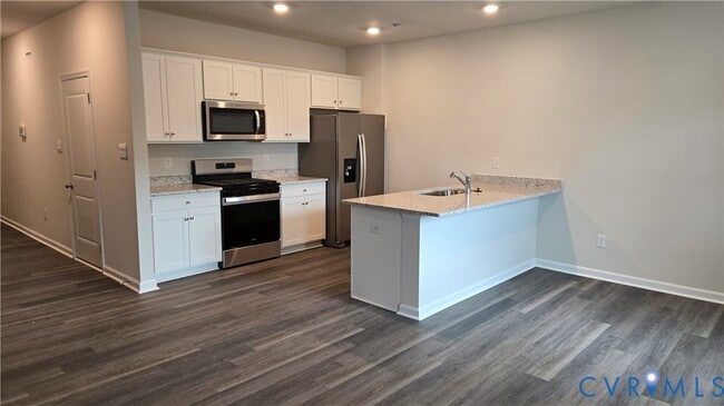 6013 Banyan Ln in Richmond, VA - Building Photo - Building Photo