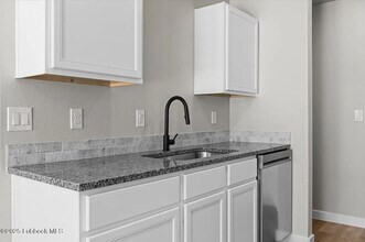14509 Paris Ave in Lubbock, TX - Building Photo - Building Photo