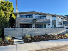 110 Paseo De La Concha in Redondo Beach, CA - Building Photo
