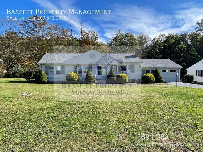 property at 40 Macarthur Dr