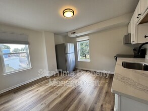 136 E South St in Frederick, MD - Building Photo - Building Photo