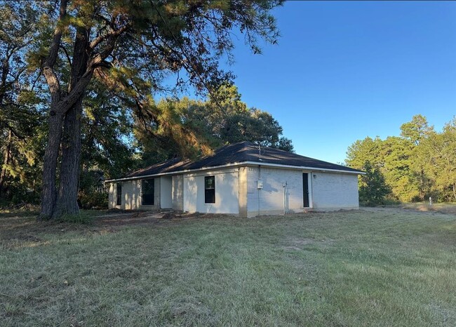 19077 Moorhead Rd in Conroe, TX - Building Photo - Building Photo