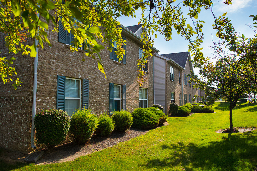 Waterford Pointe in Columbus, OH - Foto de edificio