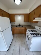 214 S River St, Unit 218-2 in Waterford, WI - Building Photo - Building Photo