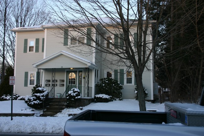 38 Hawley St in Northampton, MA - Foto de edificio - Building Photo