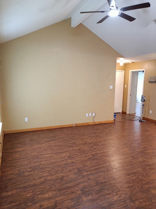 property at 125 Thomas St
