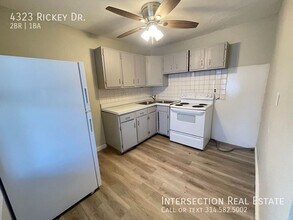 4323 Rickey Dr in St. Louis, MO - Building Photo - Building Photo