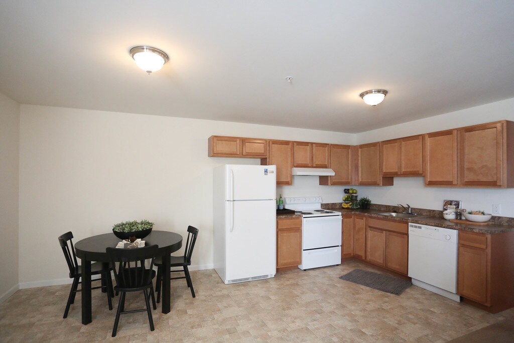 Quail Run Apartments in Moscow Mills, MO