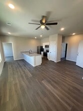 7610 Windsor Oaks, Unit 7610 in San Antonio, TX - Foto de edificio - Building Photo