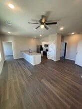 7610 Windsor Oaks, Unit 7610 in San Antonio, TX - Building Photo - Building Photo