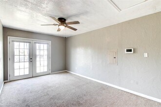 1270 NW 57th St in Lawton, OK - Building Photo - Building Photo
