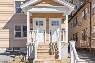 46 James St in Montclair, NJ - Building Photo - Building Photo