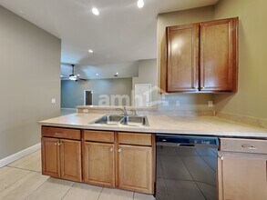 403 Lisa Ann Ct in Plant City, FL - Building Photo - Building Photo