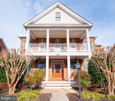 23152 Evergreen Ridge Dr in Ashburn, VA - Building Photo