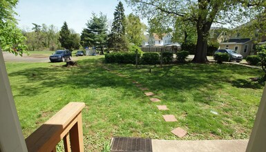 439 E Main St, Unit Floor 2 in Collegeville, PA - Building Photo - Building Photo