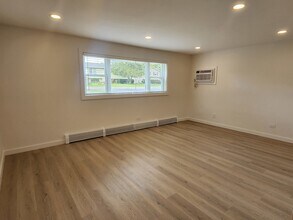 20779 Elizabeth Ave in Prairie View, IL - Building Photo - Building Photo