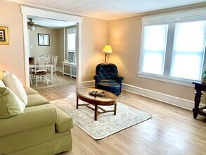105 N Wyoming Ave in Ventnor City, NJ - Building Photo - Building Photo