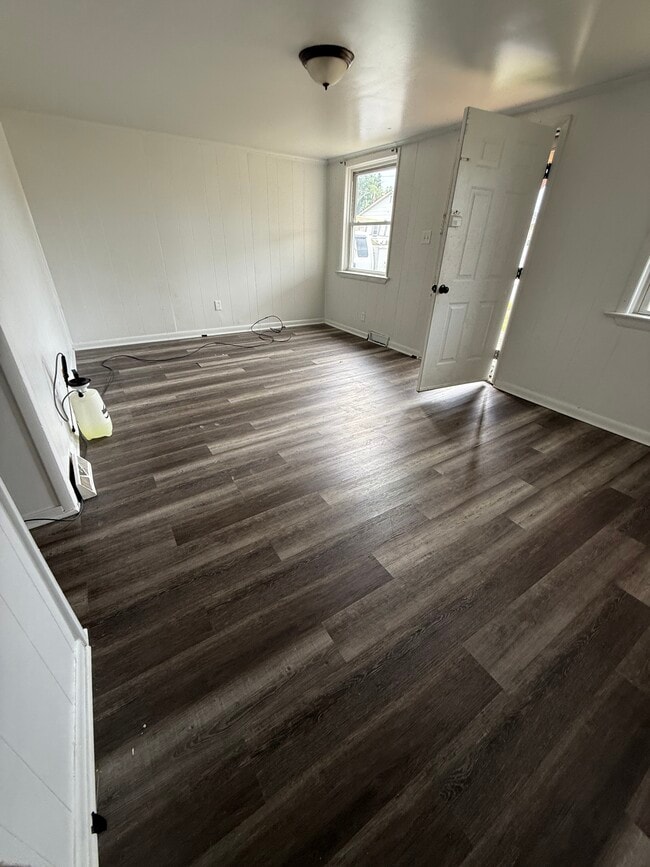 253 Cedar St, Unit A in Penns Grove, NJ - Building Photo - Building Photo